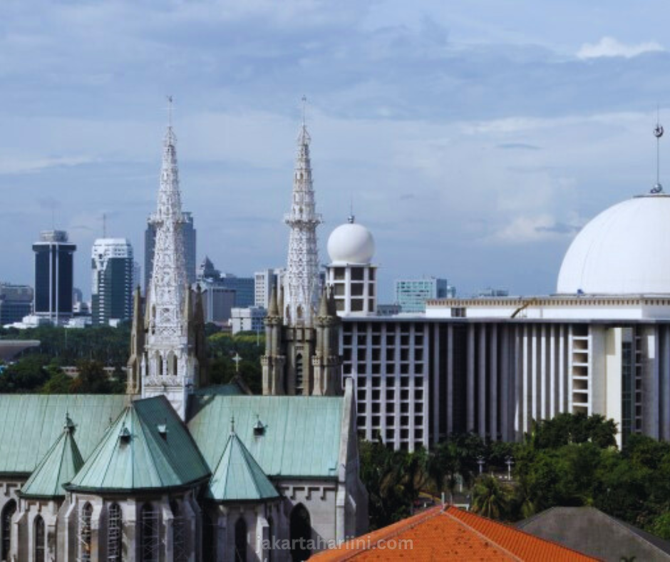 Gereja Dan Masjid di Jakarta Menelusuri Perbedaan Persamaan