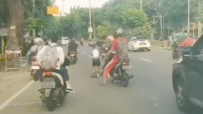 Viral Bocah Main Scooter di Jalan Raya, Bahaya dan Langkah Pencegahan